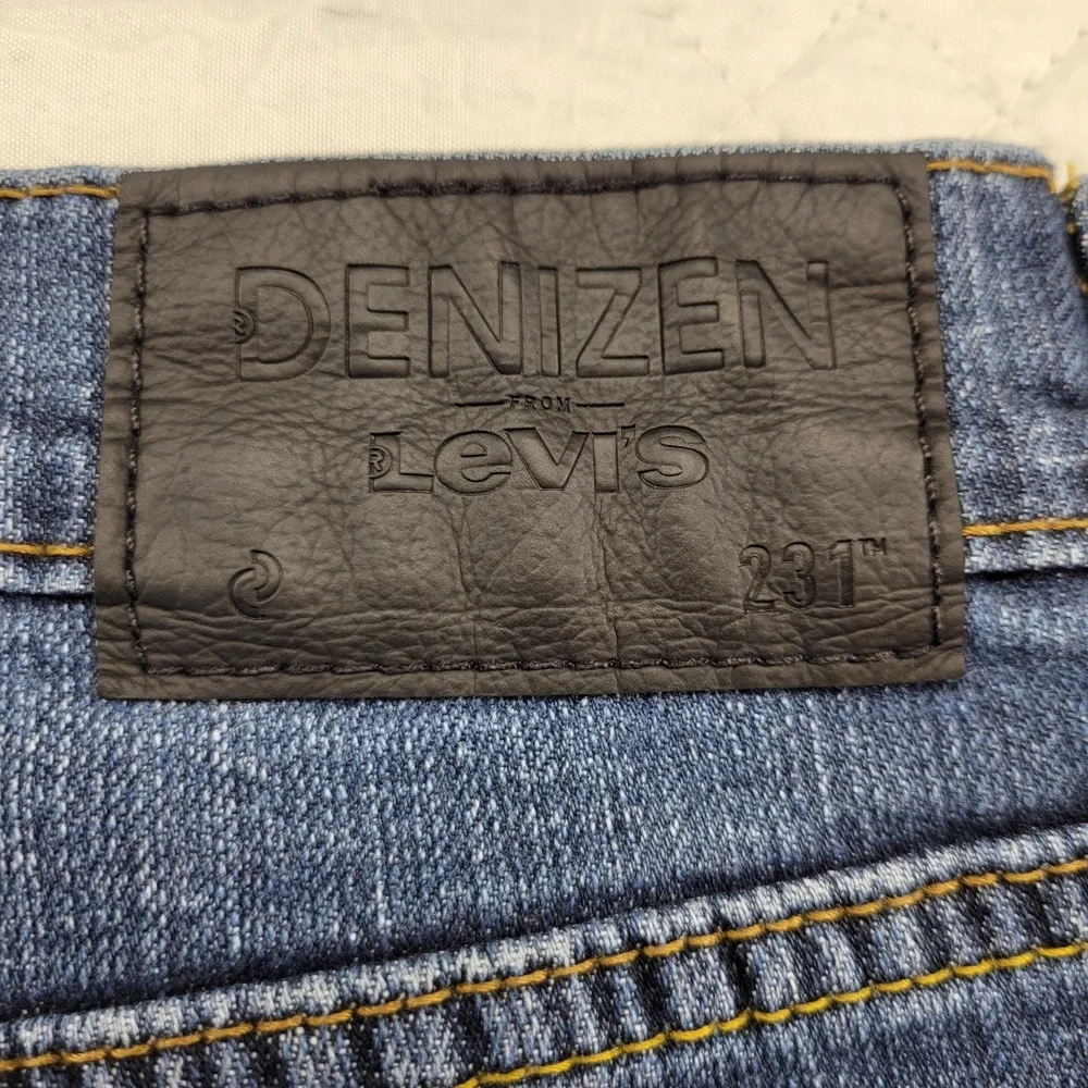 Denizen by Levis 231 Athletic Fit blue jeans size 30X32